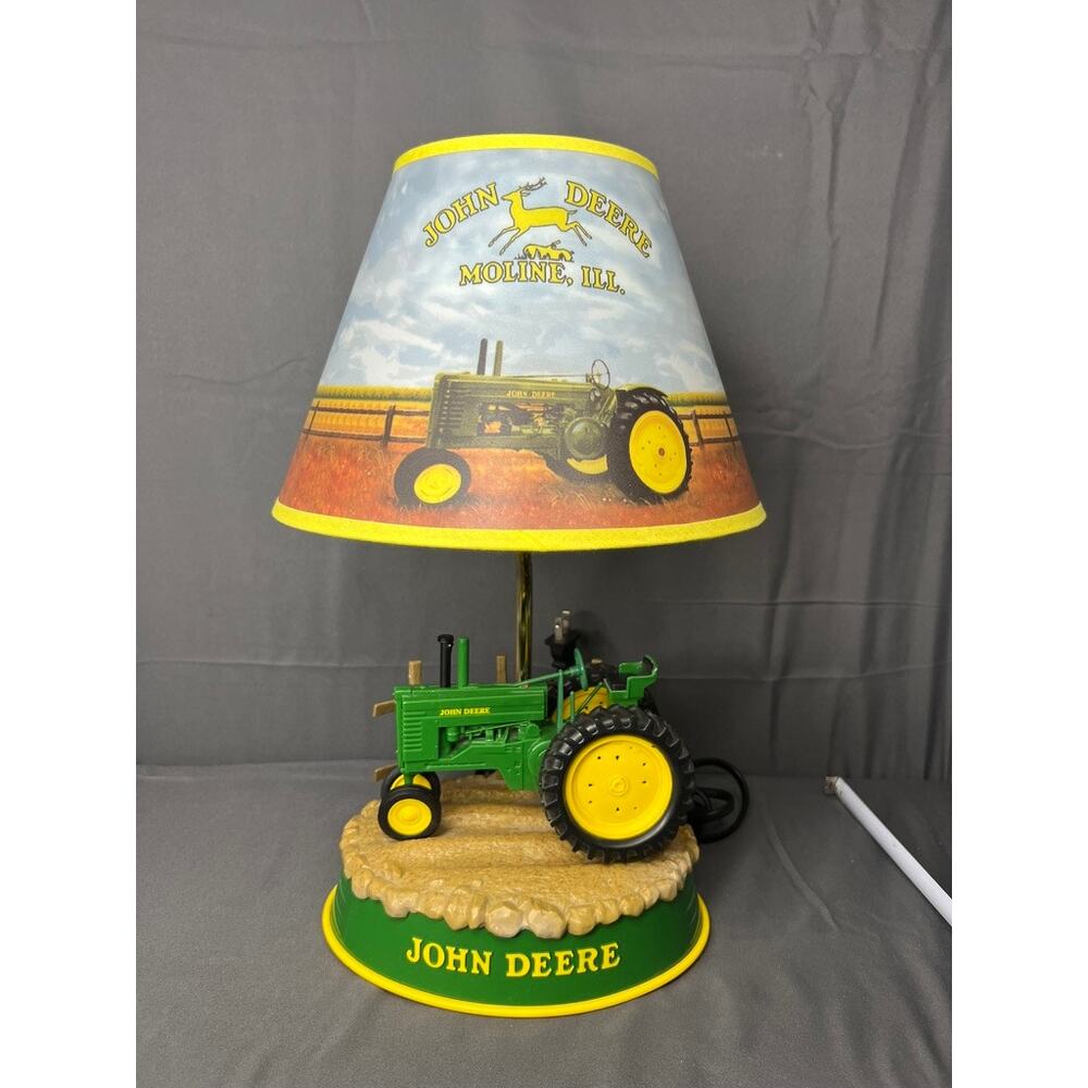 John Deer Table Lamp with Shade Unique Find Parts Only READ